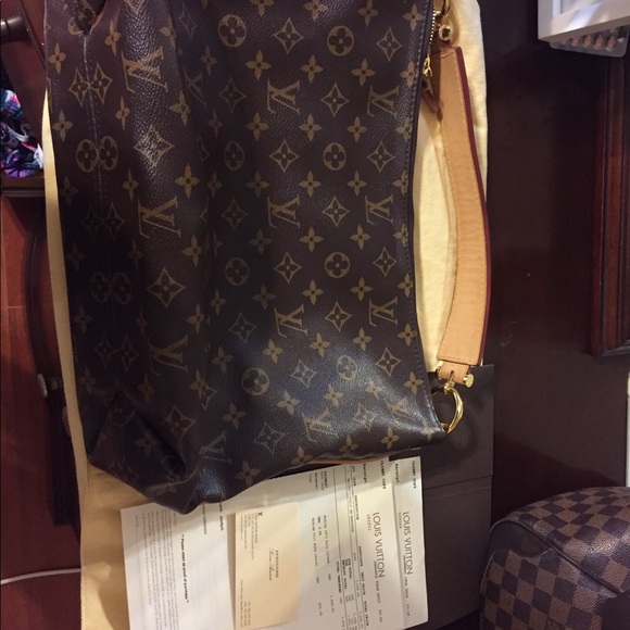 Louis Vuitton Handbags - Extra pics don’t purchase